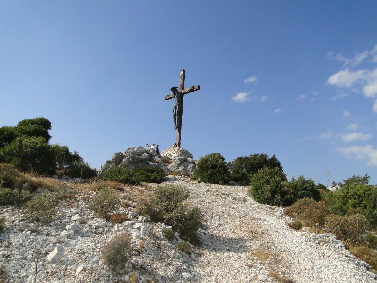 Sa Domu E Muru Galtellì Exteriér fotografie
